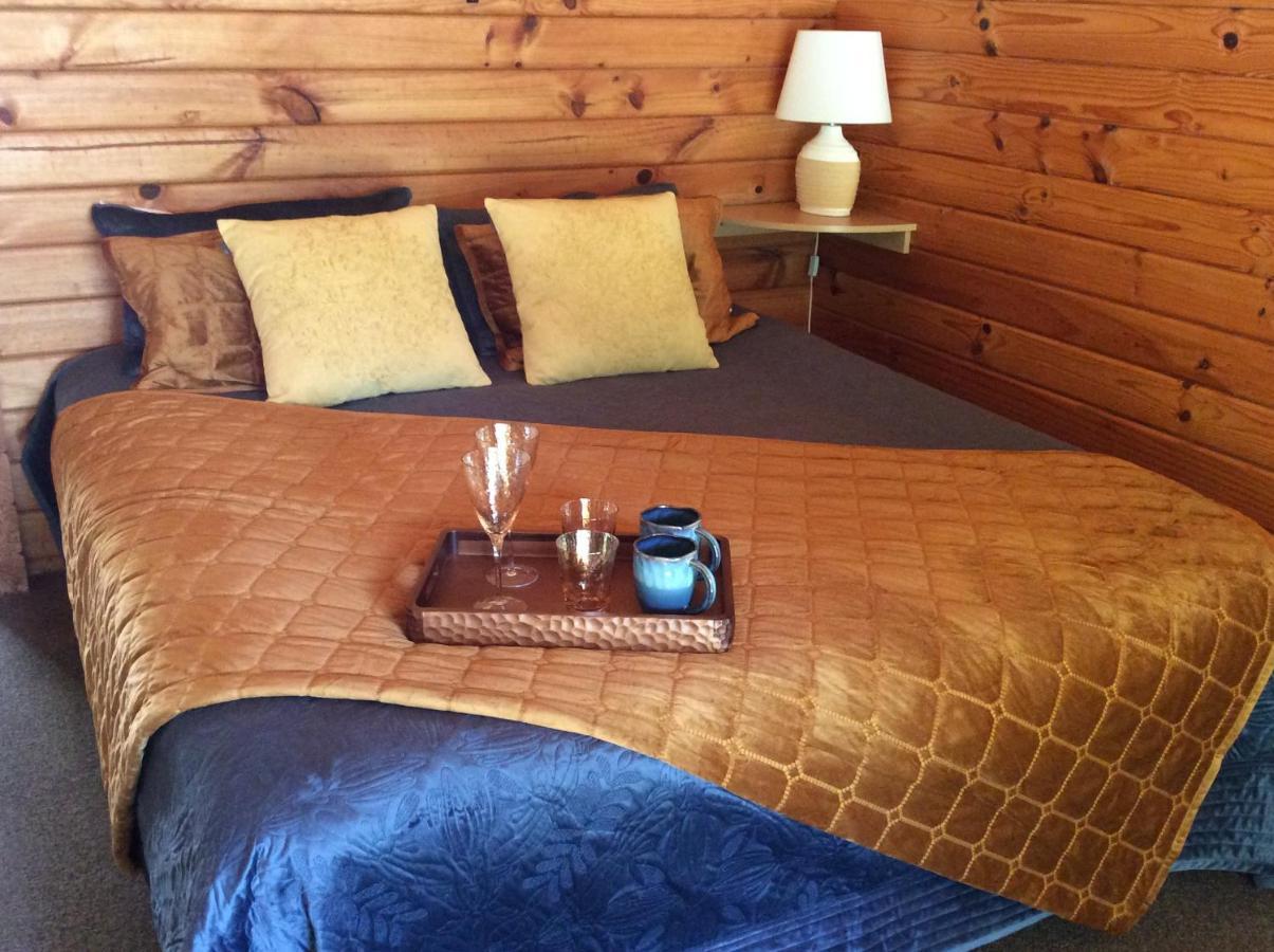 Alpine Lodge Motel Ханмер-Спрингс Экстерьер фото
