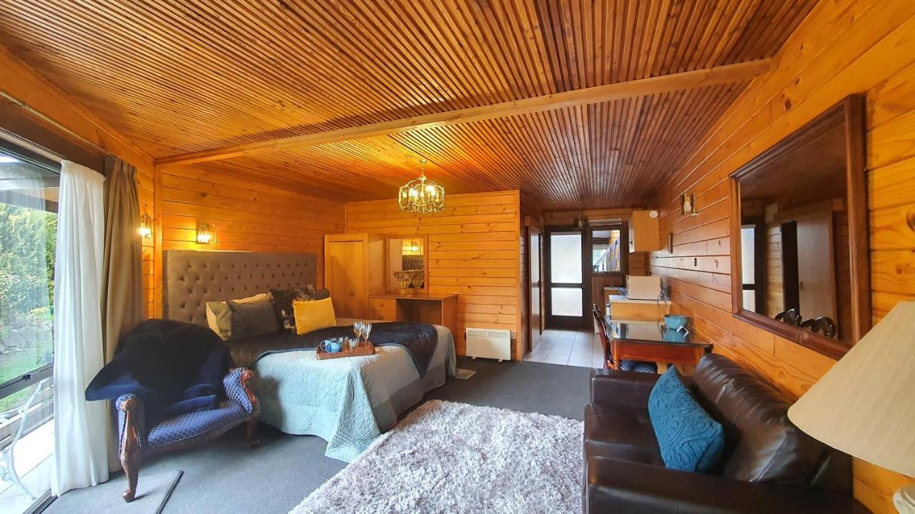 Alpine Lodge Motel Ханмер-Спрингс Экстерьер фото