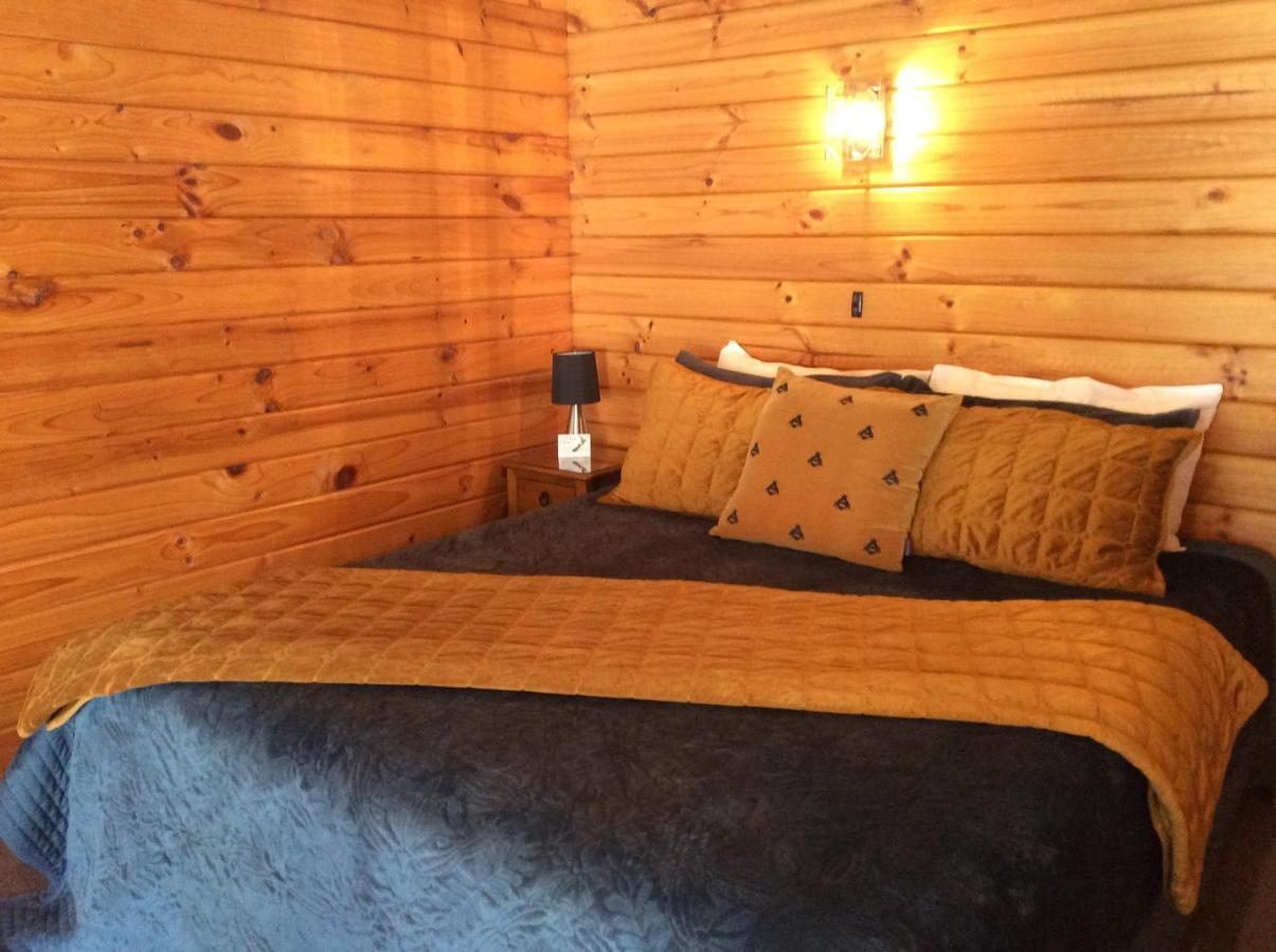 Alpine Lodge Motel Ханмер-Спрингс Экстерьер фото
